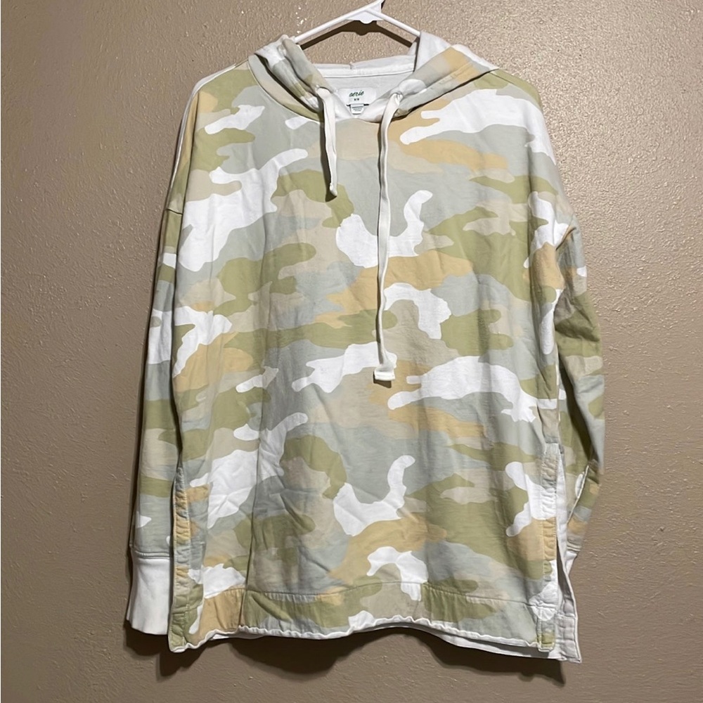 Aerie Light Green Camouflage Pullover Oversized Hoodie Sweatshirt Women’s M